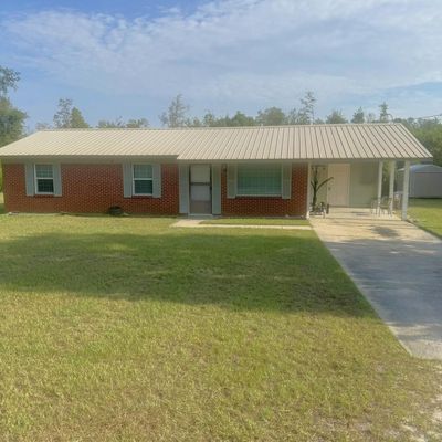 6945 Singletary St, Grand Ridge, FL 32442