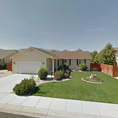 696 Ann Way, Gardnerville, NV 89460