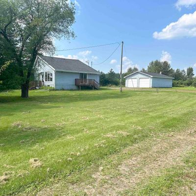 697 Ableiter Rd, Wrenshall, MN 55797