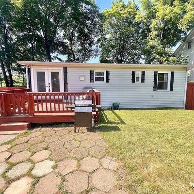 699 W Franklin St, Slatington, PA 18080