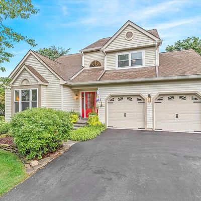 7 Regents Ct, Kennett Square, PA 19348