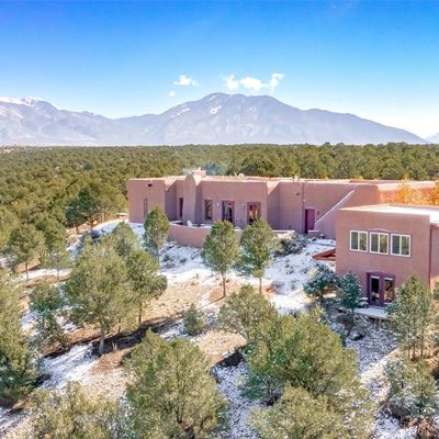 70 Sandia Canyon Road, Taos, NM 87571