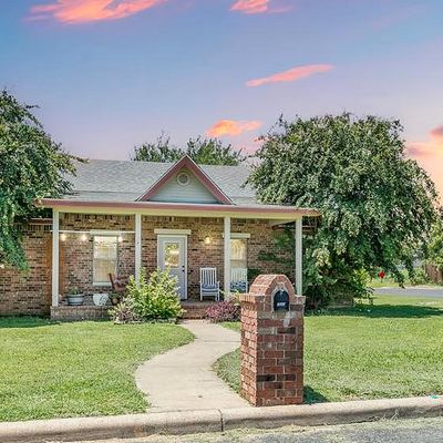 702 Dawn Ln, Fredericksburg, TX 78624