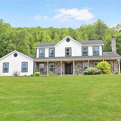 7021 Dogwood Cir, Slatington, PA 18080