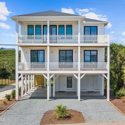 704 N Anderson Boulevard, Topsail Beach, NC 28445