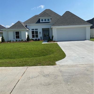 7049 Bald Eagle Circle, Madisonville, LA 70447