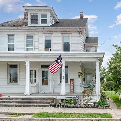 708 W Cherry St, Palmyra, PA 17078