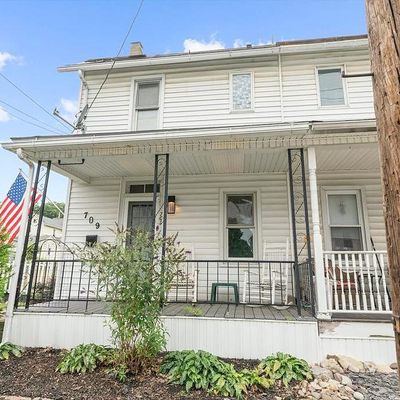 709 George St, Pen Argyl, PA 18072