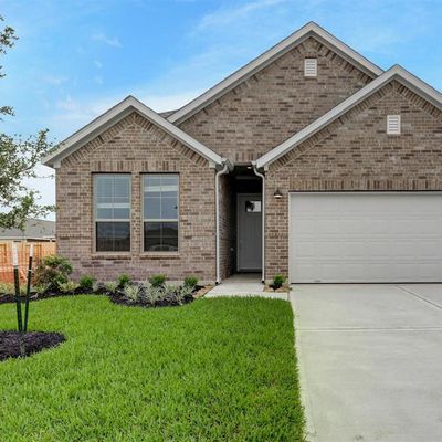 710 Whispering Winds Drive, Beasley, TX 77417