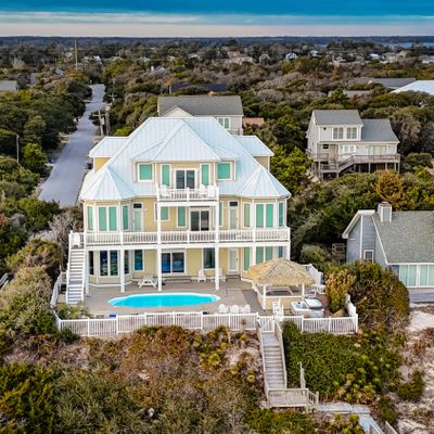 7127 Ocean Dr, Emerald Isle, NC 28594