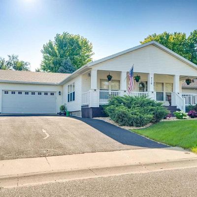 716 Stoltzman Rd, Mankato, MN 56001