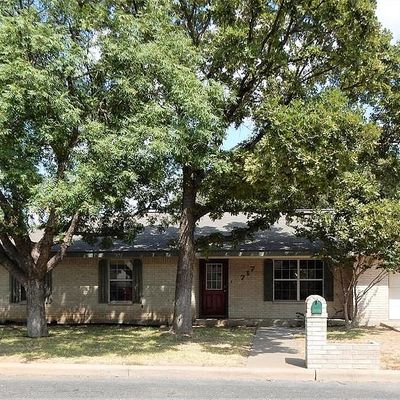 717 Dawn Ln, Fredericksburg, TX 78624