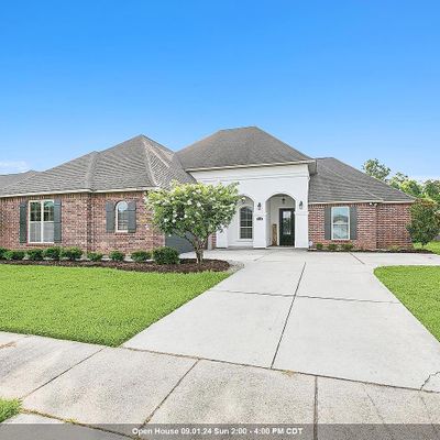 7178 Marshall Bond Dr, Zachary, LA 70791