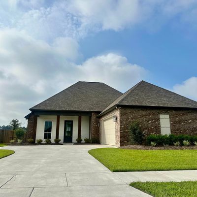 7184 Lillie Dr, Denham Springs, LA 70706