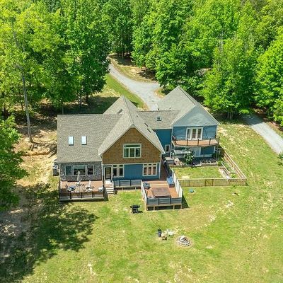 72 Browns Point Ln, Bumpass, VA 23024