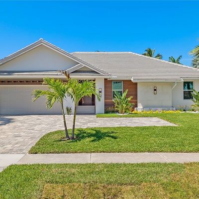 72 N Barfield Dr, Marco Island, FL 34145