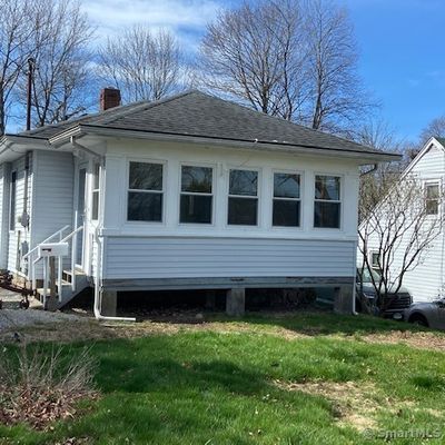 72 Riverview Ave, Groton, CT 06340