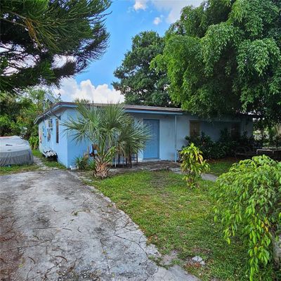 720 Nw 33 Rd Ter, Lauderhill, FL 33311