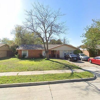 721 W Springdale Ln, Grand Prairie, TX 75052