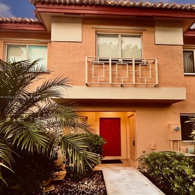 723 Nw 208 Th Ter, Pembroke Pines, FL 33029