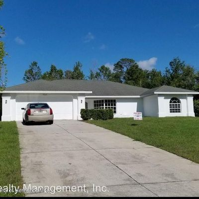 7247 River Country Dr, Weeki Wachee, FL 34607