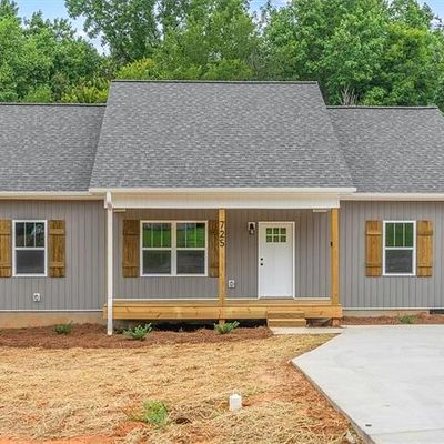 725 Cypress Hill Drive, Eden, NC 27288