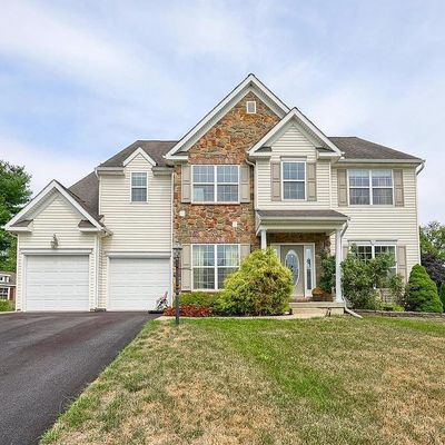 73 Silver Birch Dr, Lancaster, PA 17602