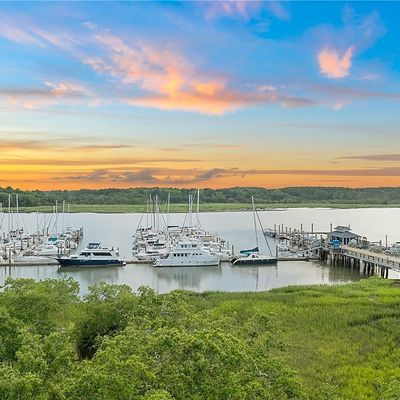 73 Skull Creek Dr #318, Hilton Head Island, SC 29926