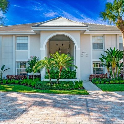 6225 Bellerive Avenue, Naples, FL 34119