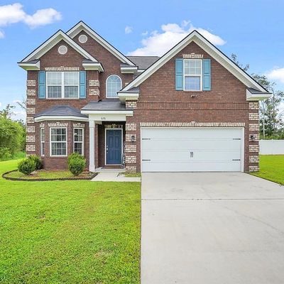 626 Red Oak Ln, Hinesville, GA 31313