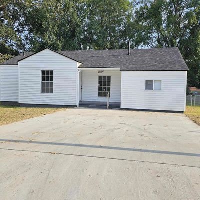 628 Macarthur Ave, Wake Village, TX 75501