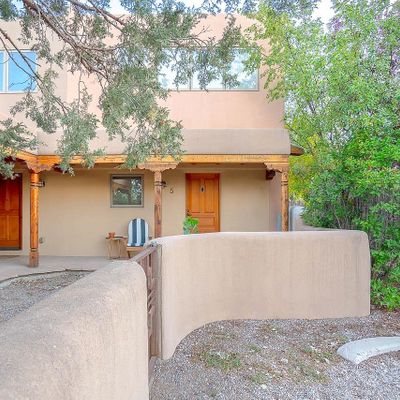 630 Zuni Street, Taos, NM 87571