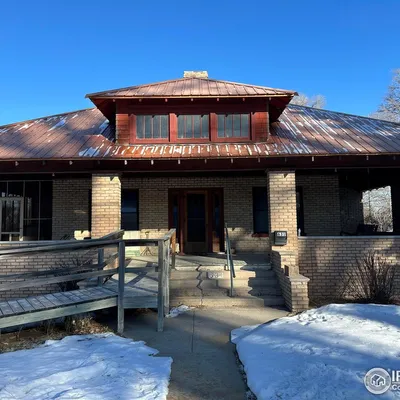 631 E 3 Rd St, Wray, CO 80758