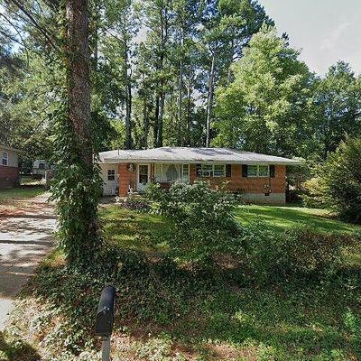 633 Brookwood Dr, Forest Park, GA 30297