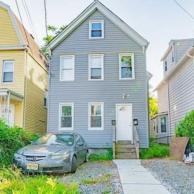 633 Thomas Blvd, East Orange, NJ 07017