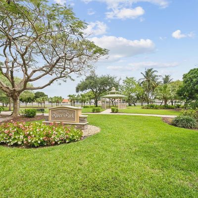 636 Deer Creek Lake Point North Ln, Deerfield Beach, FL 33442