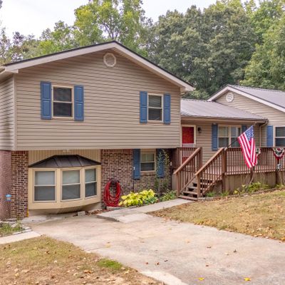 642 E Long Hollow Rd, Rock Spring, GA 30739