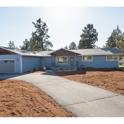 64215 Hunnell Rd, Bend, OR 97703