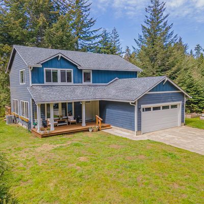 64419 Beaver Loop Rd, North Bend, OR 97459