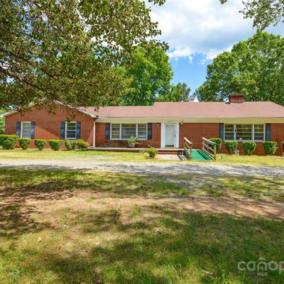 6490 Nc Hwy 135 Highway, Stoneville, NC 27048