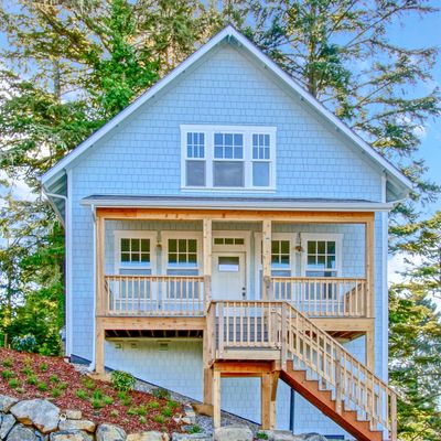 650 Ne Lillian Lane, Depoe Bay, OR 97341