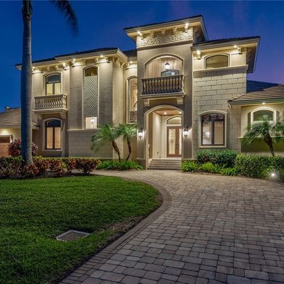 660 Kendall Dr, Marco Island, FL 34145