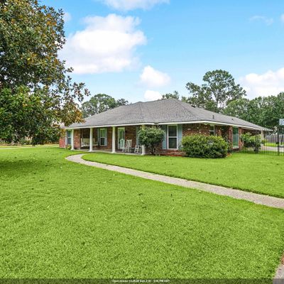 6612 Lindsey Neal Dr, Greenwell Springs, LA 70739