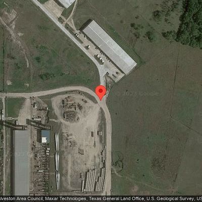 6619 Blimp Base Rd, Hitchcock, TX 77563