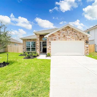 666 Cherry Tree Drive, La Marque, TX 77568