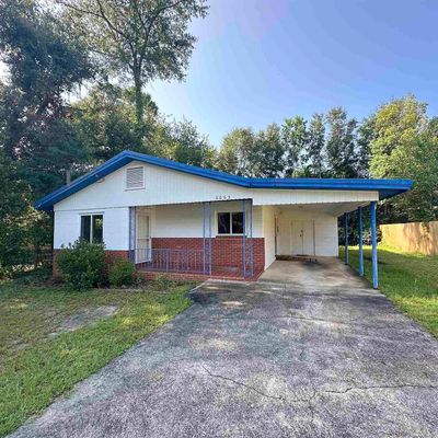 6665 Hunt St, Milton, FL 32570