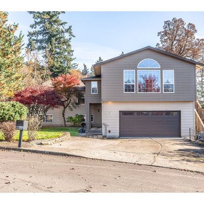 6672 Partridge Cir, Gladstone, OR 97027