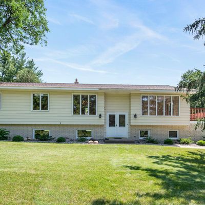 668 Callahan Place, Mendota Heights, MN 55118