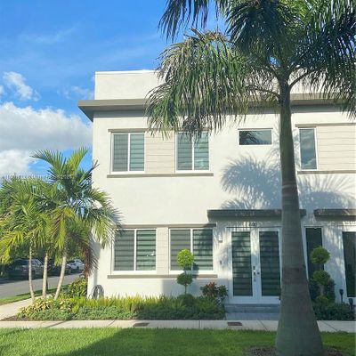 6683 Nw 103 Rd Pkwy, Doral, FL 33178