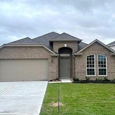 669 Woodhaven Lakes Drive, La Marque, TX 77568